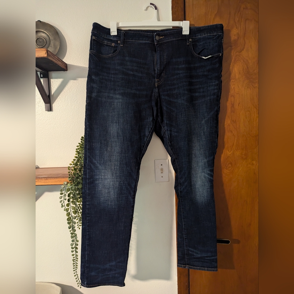 Blue Relaxed Fit Jeans with Subtle Fading